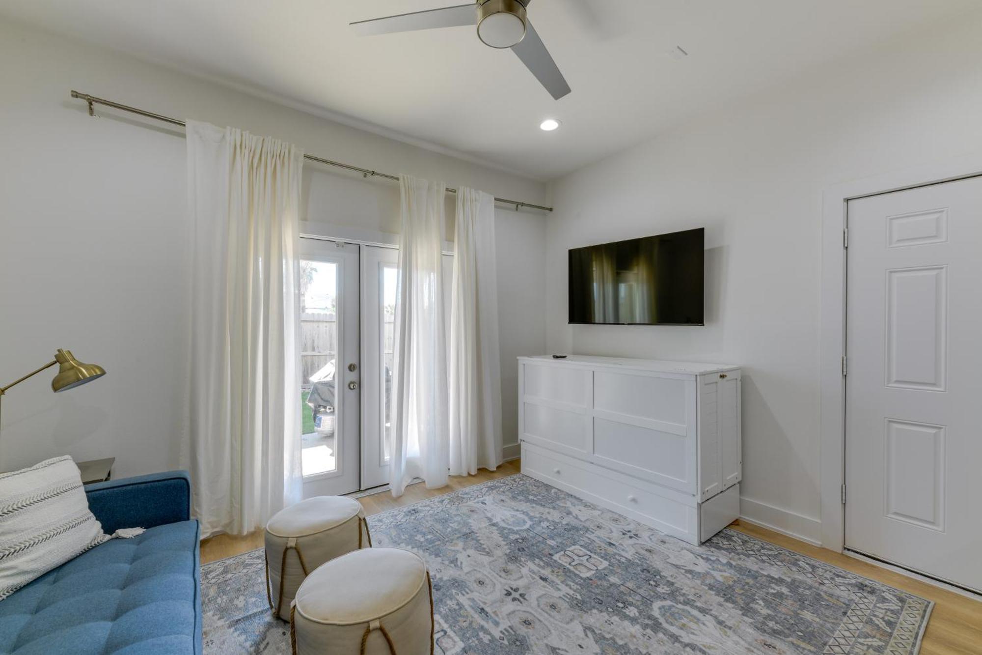 Trendy Port Aransas Home With Private Pool And Deck! Eksteriør bilde